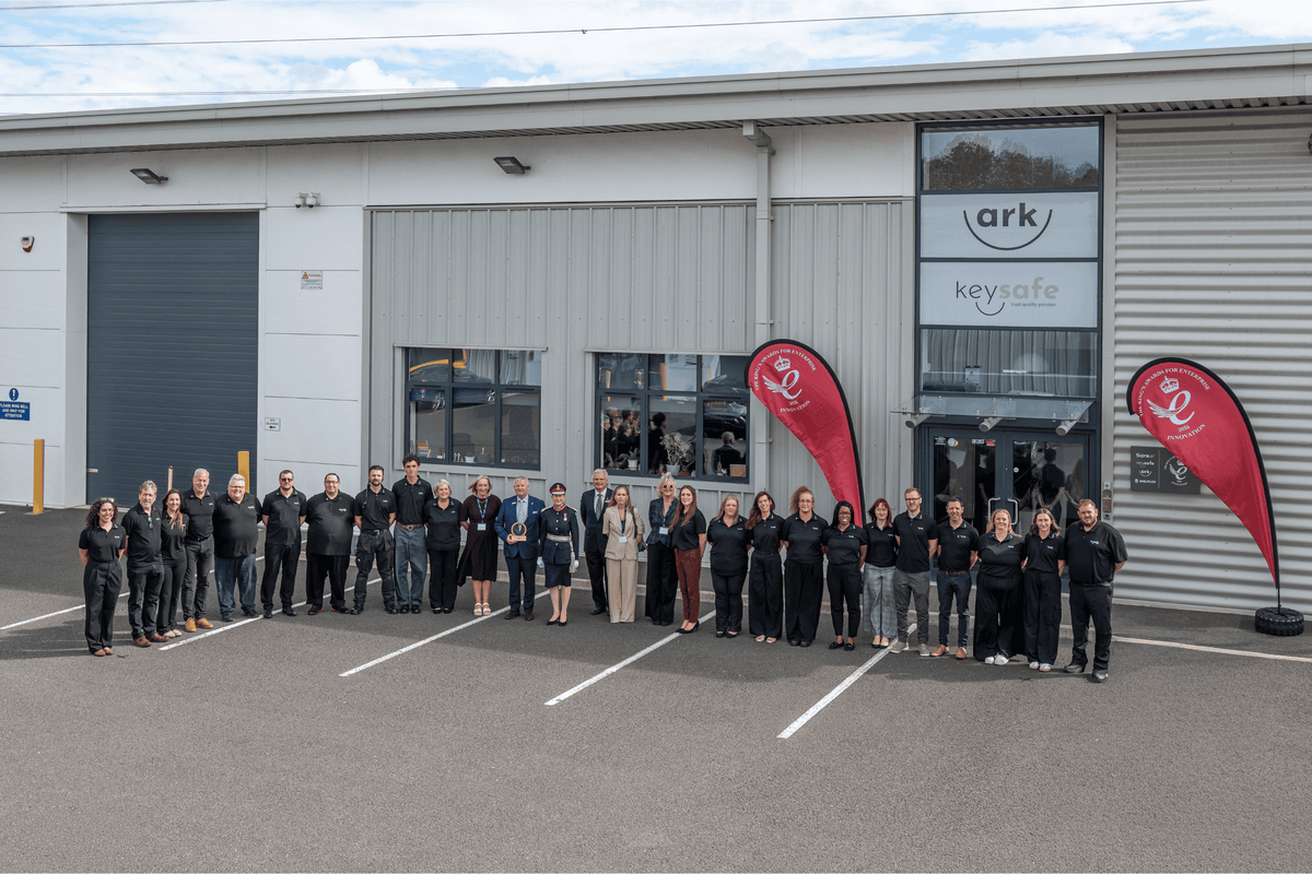 Lord-Lieutenant of Worcestershire presents Kings Award for Innovation to The Key Safe Company